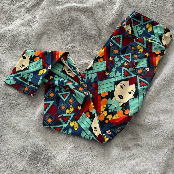 LULAROE OS Pocahontas Disney leggings (defect please refer to pictures) - Picture 1 of 8